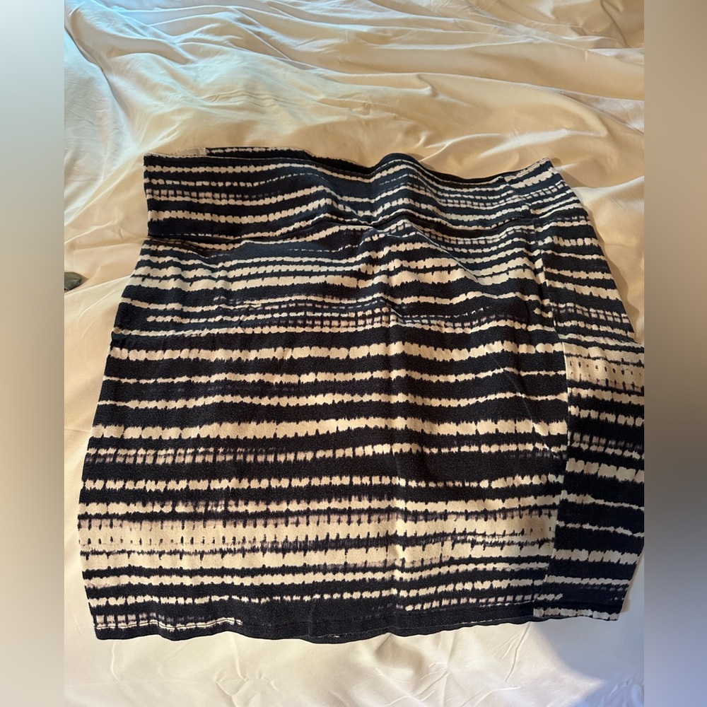Torrid Cotton Stretchy Knee Length Skirt Size 4
